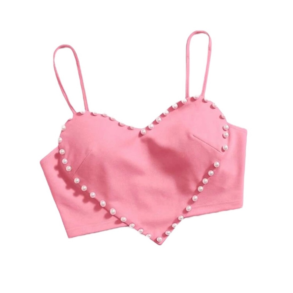 Pearls Beaded
Heart Patched Cami Heart Tights
Top